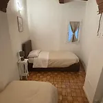 Residenza Sotto Il Campanile 펜션 라폴라노테르메