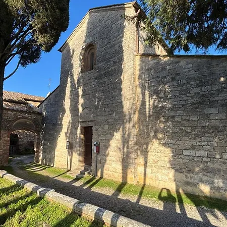 Residenza Sotto Il Campanile 라폴라노테르메
